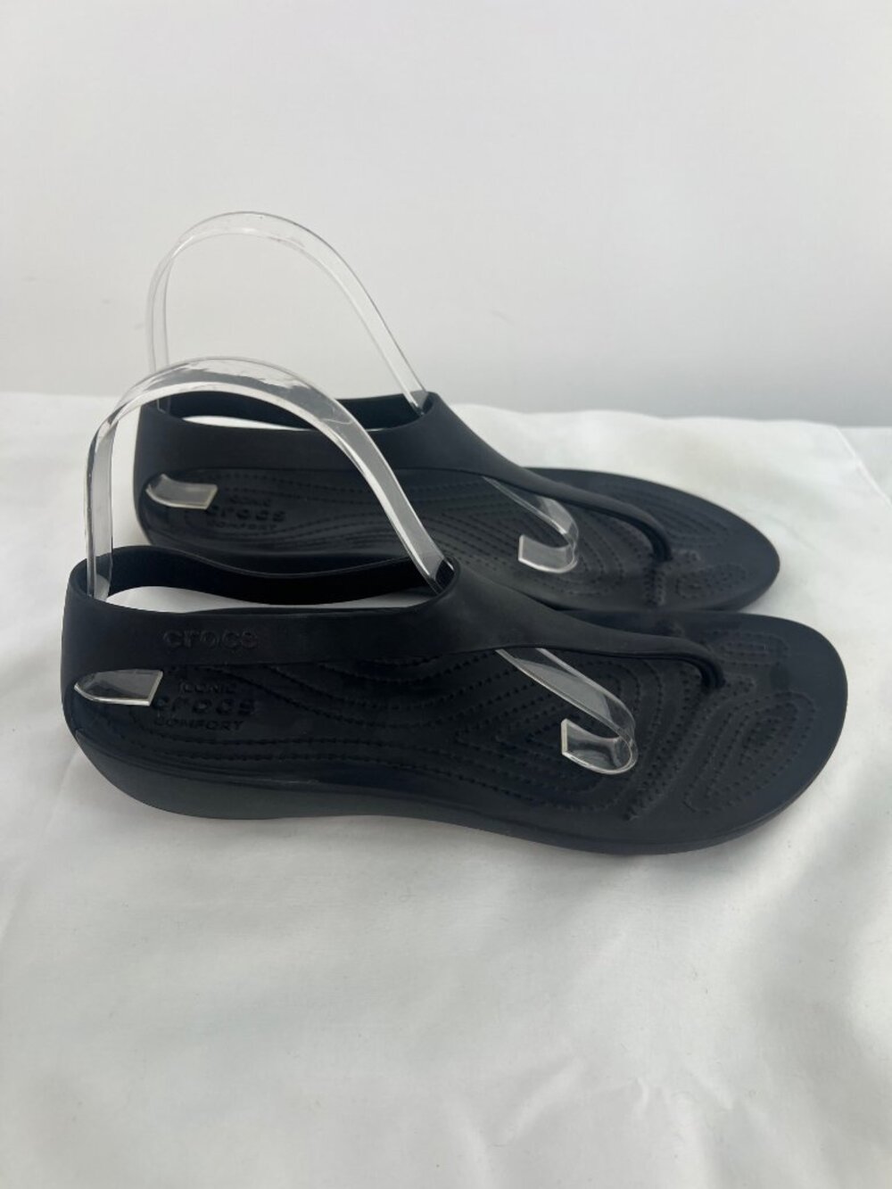 Crocs Sexi Flip Sandals Women's 10 Black Comfort T-Strap Thong Flat Lightweight